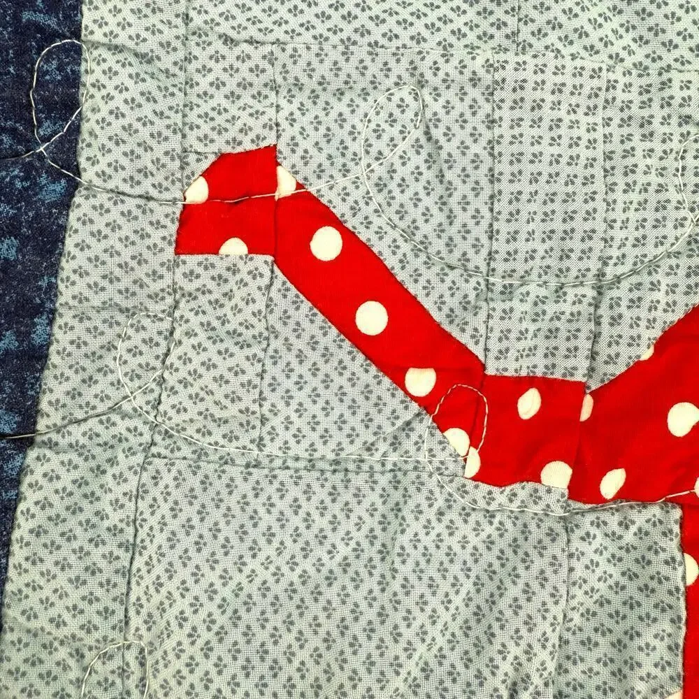 Hand Made Vintage Crib Quilt 42x66 Dinosaur Themed Rustic Retro Machine Quilted